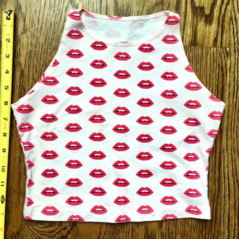 New!! America Apparel Pink Lips👄 Crop Top
